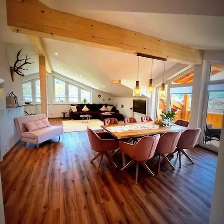 23 Neu Erbaute Mit Schloss- Und Panoramablick Apartment *