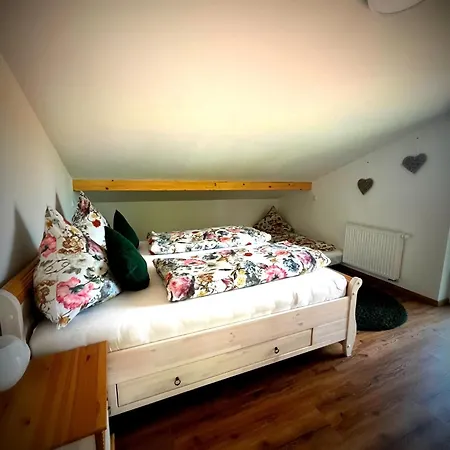 23 Neu Erbaute Mit Schloss- Und Panoramablick Apartment *