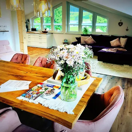 Apartament Lory Mit Schlossblick *